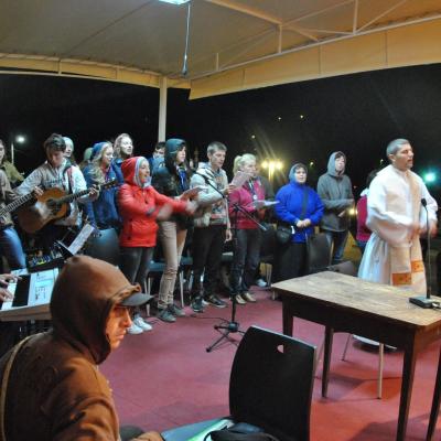 14 august: Cacica: Privegherea de rugăciune cu tinerii