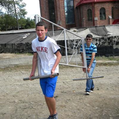 15-16 august: Cacica: Ultima zi de pelerinaj pentru tinerii voluntari