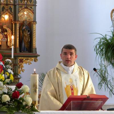 15-16 august: Cacica: Ultima zi de pelerinaj pentru tinerii voluntari
