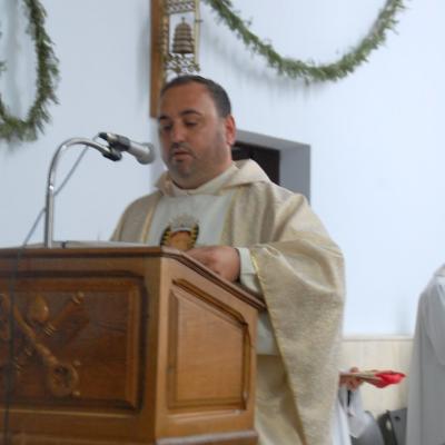 15 august: Cacica: Liturghia de consacrare a noului altar