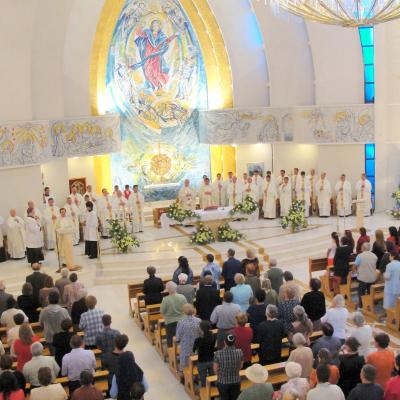 15 august: Iaşi: Hramul catedralei "Adormirea Maicii Domnului"