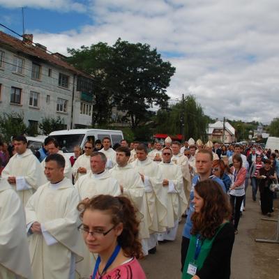 15 august: Cacica: Liturghia pontificală a hramului