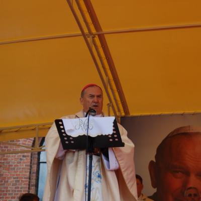 15 august: Cacica: Liturghia pontificală a hramului