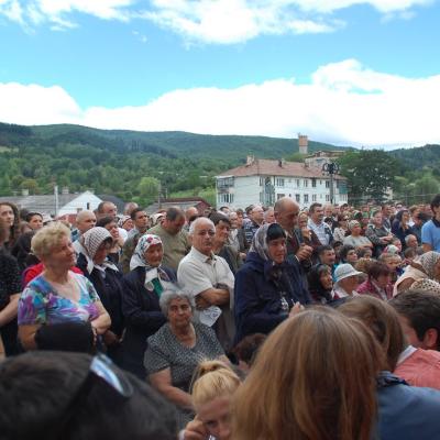 15 august: Cacica: Liturghia pontificală a hramului
