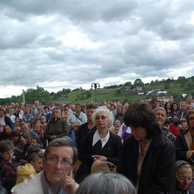 15 august: Cacica: Liturghia pontificală a hramului