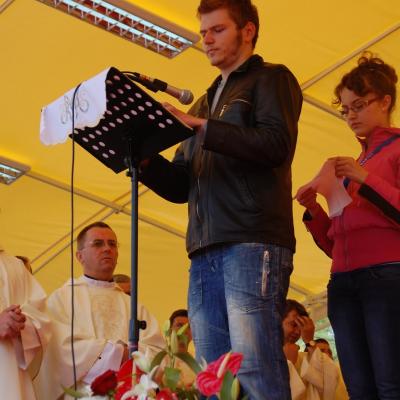 15 august: Cacica: Liturghia pontificală a hramului
