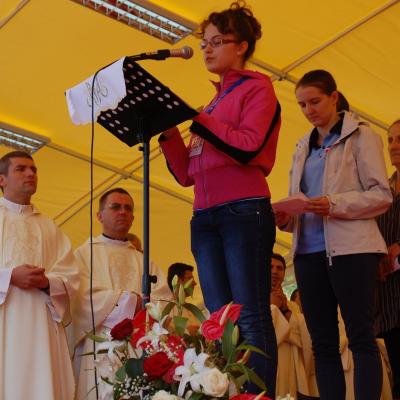 15 august: Cacica: Liturghia pontificală a hramului