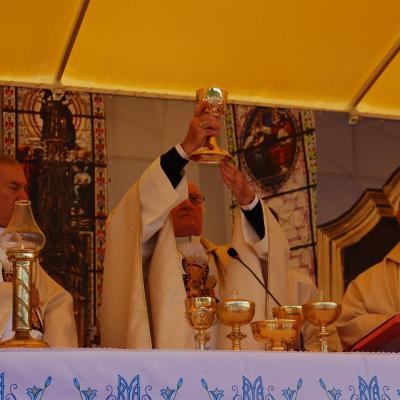15 august: Cacica: Liturghia pontificală a hramului