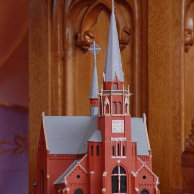 15 august: Cacica: Liturghia pontificală a hramului