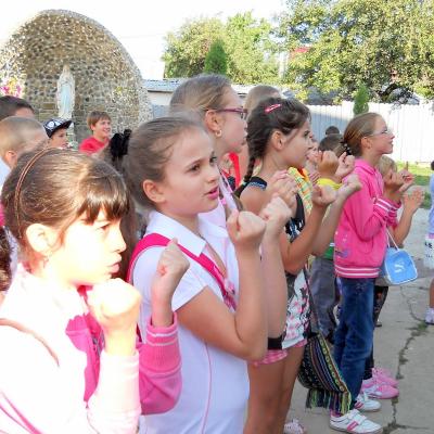 16-19 august: Huşi "Naşterea Sfintei Fecioare Maria": Campus de vară