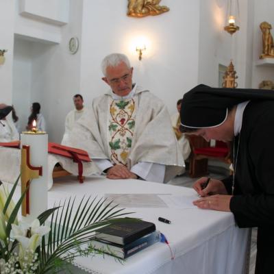 18 august: Târgu Ocna: Profesiunea perpetuă a sorei Maria Monica Butacu