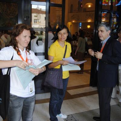 22 august: Iaşi (FIAC): Deschiderea celei de-a VI-a Adunări Generale a Forumului Internaţional al Acţiunii Catolice