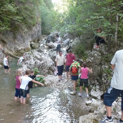 23-26 august:Tineri de la "Sf. Tereza a Pruncului Isus" din Iaşi în campus la Lacu Roşu