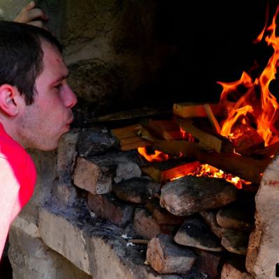 23-26 august:Tineri de la "Sf. Tereza a Pruncului Isus" din Iaşi în campus la Lacu Roşu