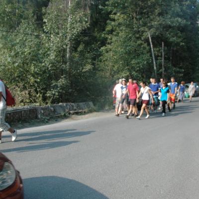23-26 august:Tineri de la "Sf. Tereza a Pruncului Isus" din Iaşi în campus la Lacu Roşu