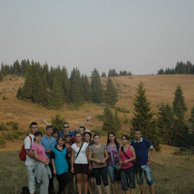 23-26 august:Tineri de la "Sf. Tereza a Pruncului Isus" din Iaşi în campus la Lacu Roşu