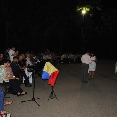 25 august: Iaşi (FIAC): Seara internaţională