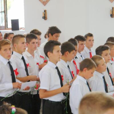26 august: Sprânceana: Conferirea sacramentului sfântului Mir