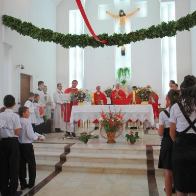 26 august: Sprânceana: Conferirea sacramentului sfântului Mir