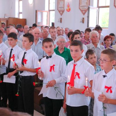 26 august: Sprânceana: Conferirea sacramentului sfântului Mir