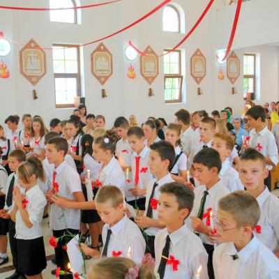 26 august: Sprânceana: Conferirea sacramentului sfântului Mir