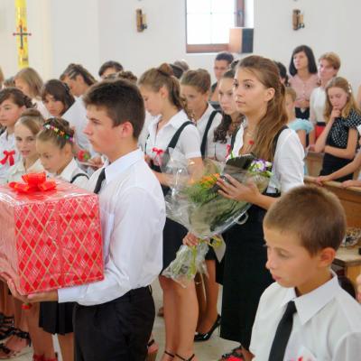 26 august: Sprânceana: Conferirea sacramentului sfântului Mir