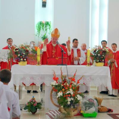 26 august: Sprânceana: Conferirea sacramentului sfântului Mir