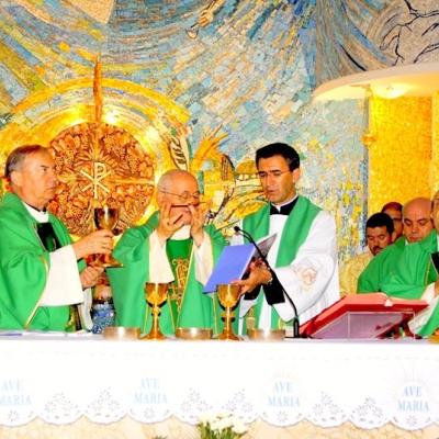 26 august: Iaşi (FIAC): Sfânta Liturghie prezidată de Eminenţa Sa card. Salvatore de Giorgi