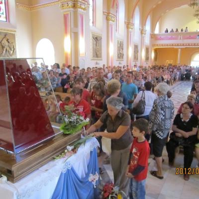 6-9 septembrie: Huşi-Corni: "Peregrinatio Mariae"