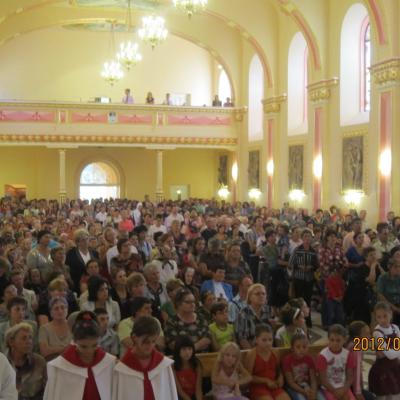 6-9 septembrie: Huşi-Corni: "Peregrinatio Mariae"