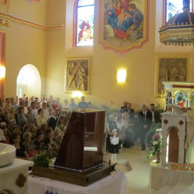 6-9 septembrie: Huşi-Corni: "Peregrinatio Mariae"