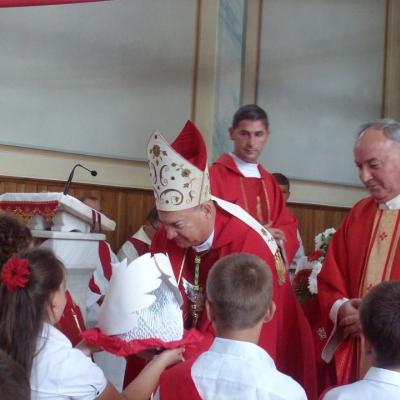 9 septembrie: Pralea: Conferirea sacramentului Mirului