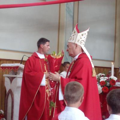 9 septembrie: Pralea: Conferirea sacramentului Mirului