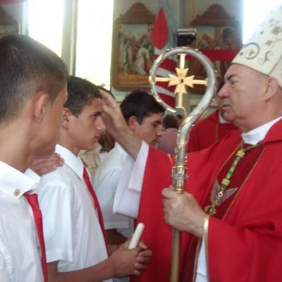 9 septembrie: Pralea: Conferirea sacramentului Mirului