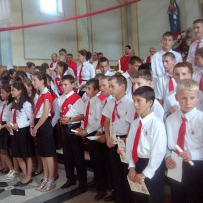 9 septembrie: Pralea: Conferirea sacramentului Mirului