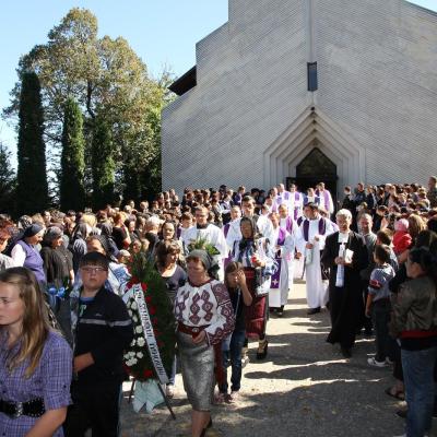 11 septembrie: Gherăeşti: Funeraliile părintelui Daniel Râtan