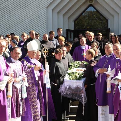 11 septembrie: Gherăeşti: Funeraliile părintelui Daniel Râtan