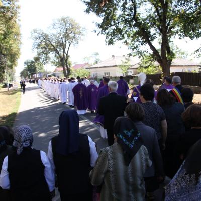 11 septembrie: Gherăeşti: Funeraliile părintelui Daniel Râtan