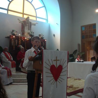 16 septembrie: Dărmăneşti: Administrarea sfântului Mir