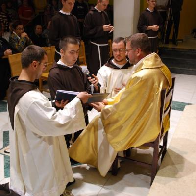 23 septembrie: Oneşti: Profesiune simplă în Ordinul Fraţilor Minori Capucini