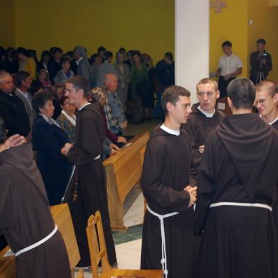 23 septembrie: Oneşti: Profesiune simplă în Ordinul Fraţilor Minori Capucini