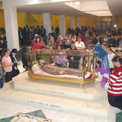 23 septembrie: Oneşti: Profesiune simplă în Ordinul Fraţilor Minori Capucini