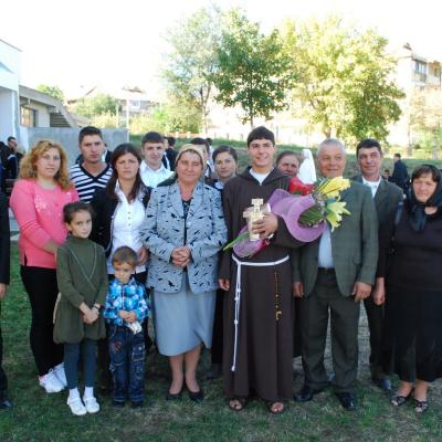23 septembrie: Oneşti: Profesiune simplă în Ordinul Fraţilor Minori Capucini