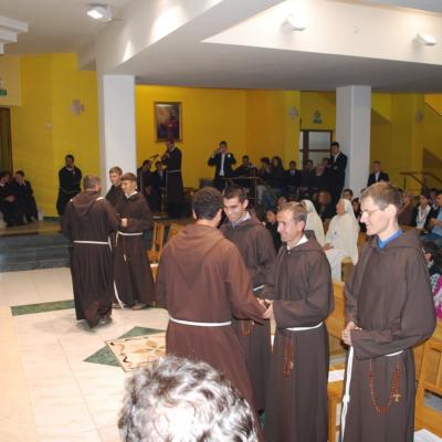 23 septembrie: Oneşti: Profesiune simplă în Ordinul Fraţilor Minori Capucini