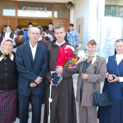 23 septembrie: Oneşti: Profesiune simplă în Ordinul Fraţilor Minori Capucini