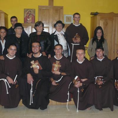23 septembrie: Oneşti: Profesiune simplă în Ordinul Fraţilor Minori Capucini