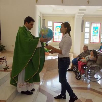 23 septembrie: Iaşi: Liturghie de deschidere a noului an şcolar la Casa Providenţei