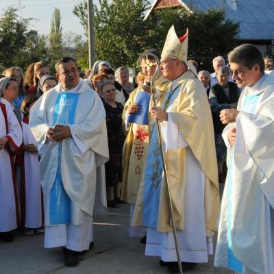27-30 septembrie: Bacău (Izvoare): Vizita icoanei Maicii Domnului de la Cacica