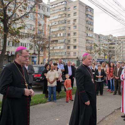 30 septembrie: Iaşi "Sfânta Tereza": Consacrarea altarului, sfinţirea bisericii şi hramul
