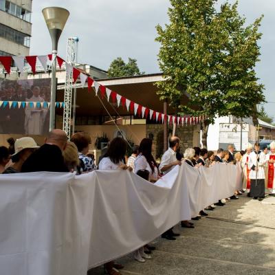 30 septembrie: Iaşi "Sfânta Tereza": Consacrarea altarului, sfinţirea bisericii şi hramul